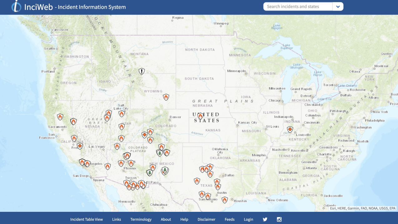 Map of contiguous United States showing icons for active fires on July 12, 2022