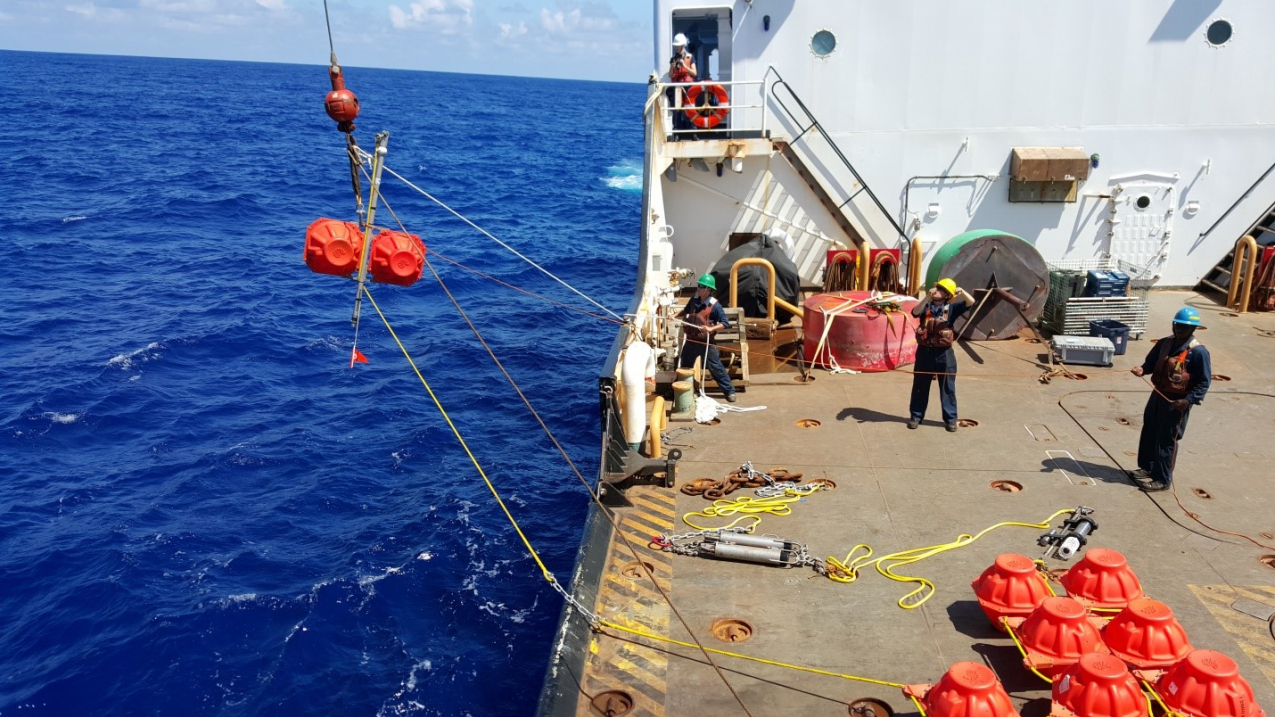 Top pair of floats going in as Full Ocean Depth Hydrophone is deployed in Challenger Deep on July 28, 2015. 

