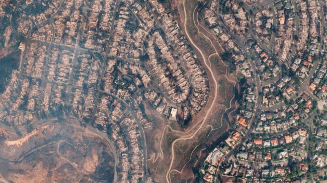 MAXAR high resolution imagery from January 2025 California wildfires.