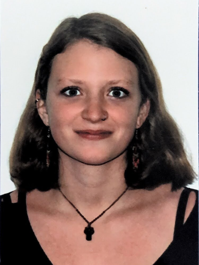 Headshot of Lily-Havana