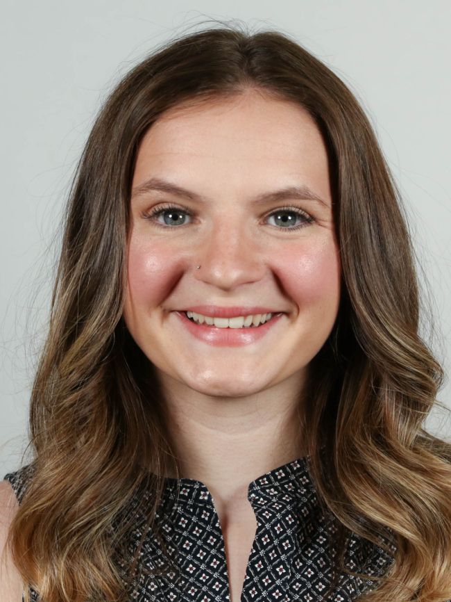 A headshot of Amanda Sparks.