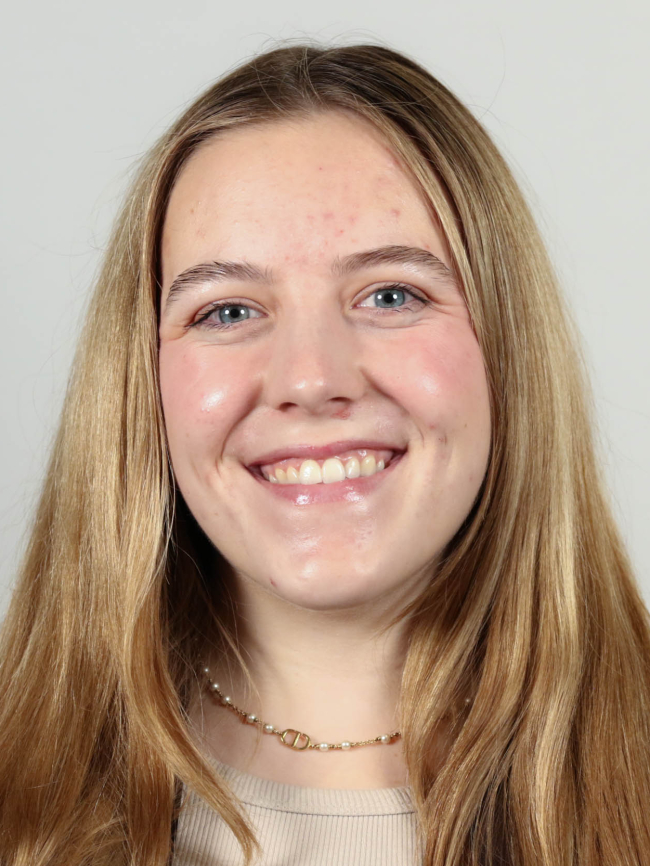 A headshot of Kate Stapleton.