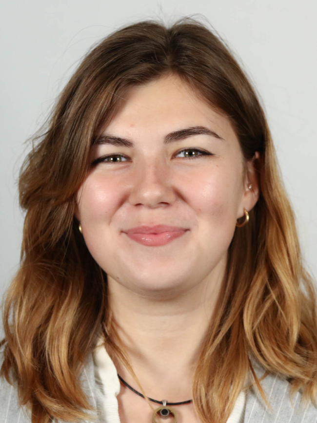 A headshot of Leah Henseler.