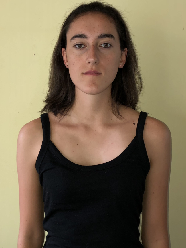 A headshot of Isabella Garfield.