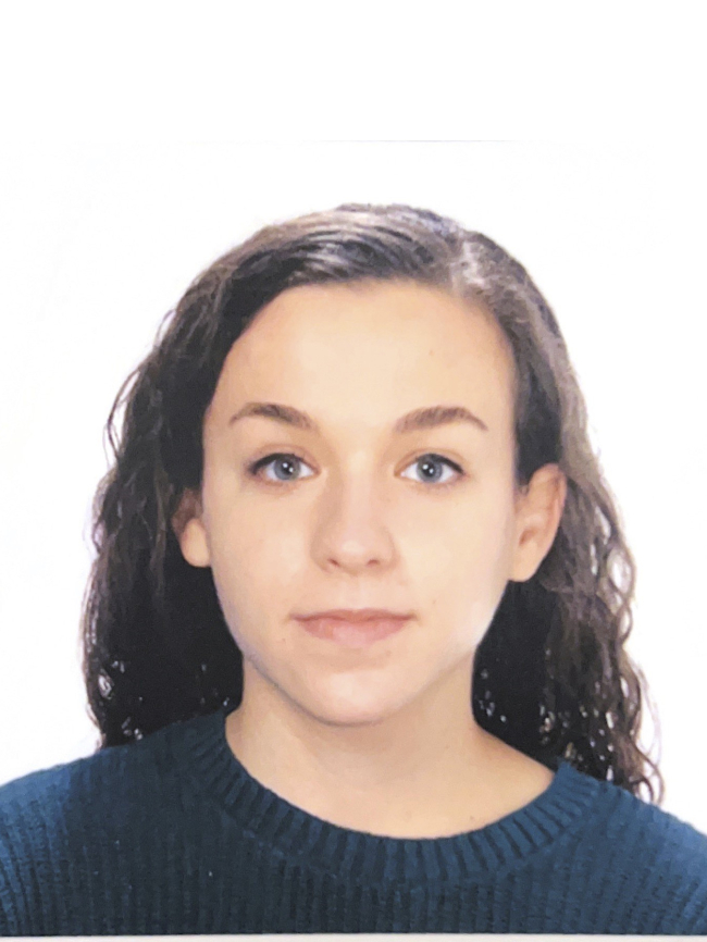 A headshot of Alana Ginsburg.