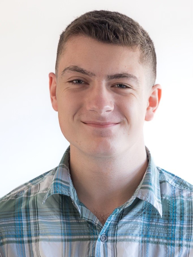 A headshot of Jonah Pereyra.