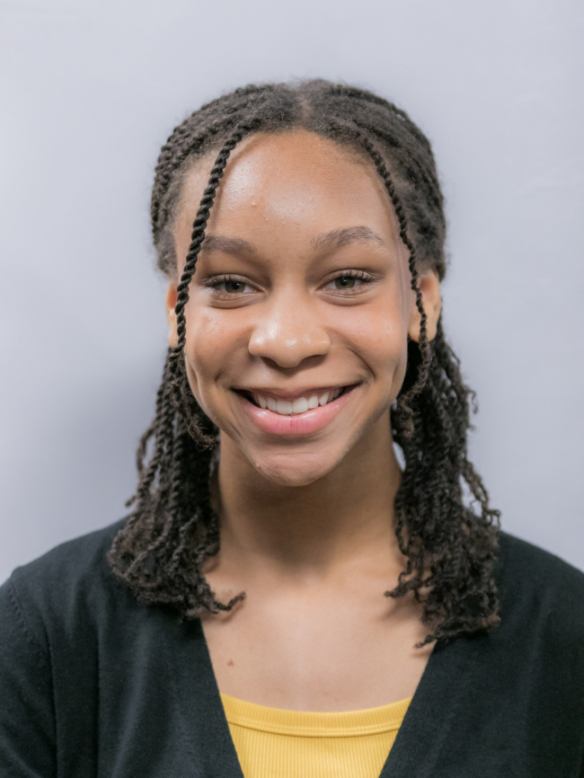 A headshot of Laila Combs.