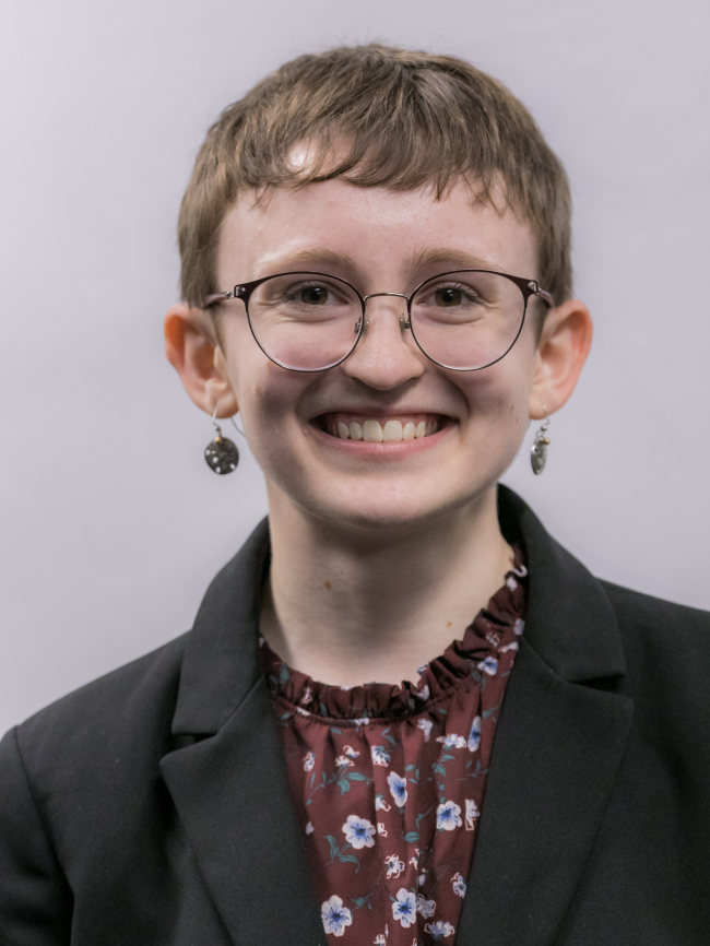 A headshot of Elizabeth Myers.