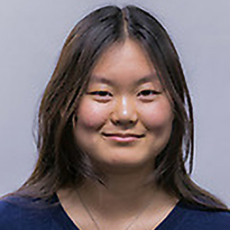 A headshot of Selena Yu.